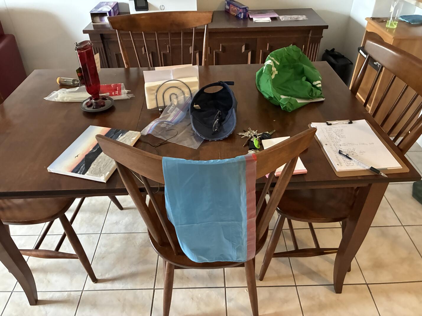 Dining table & chairs