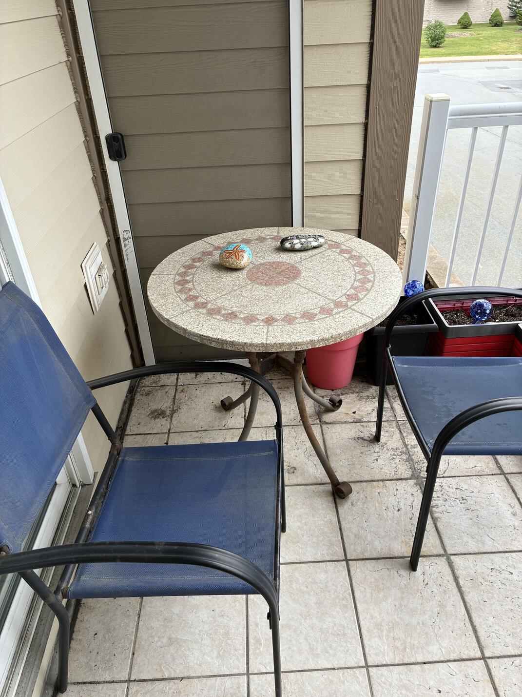 Patio table & chairs