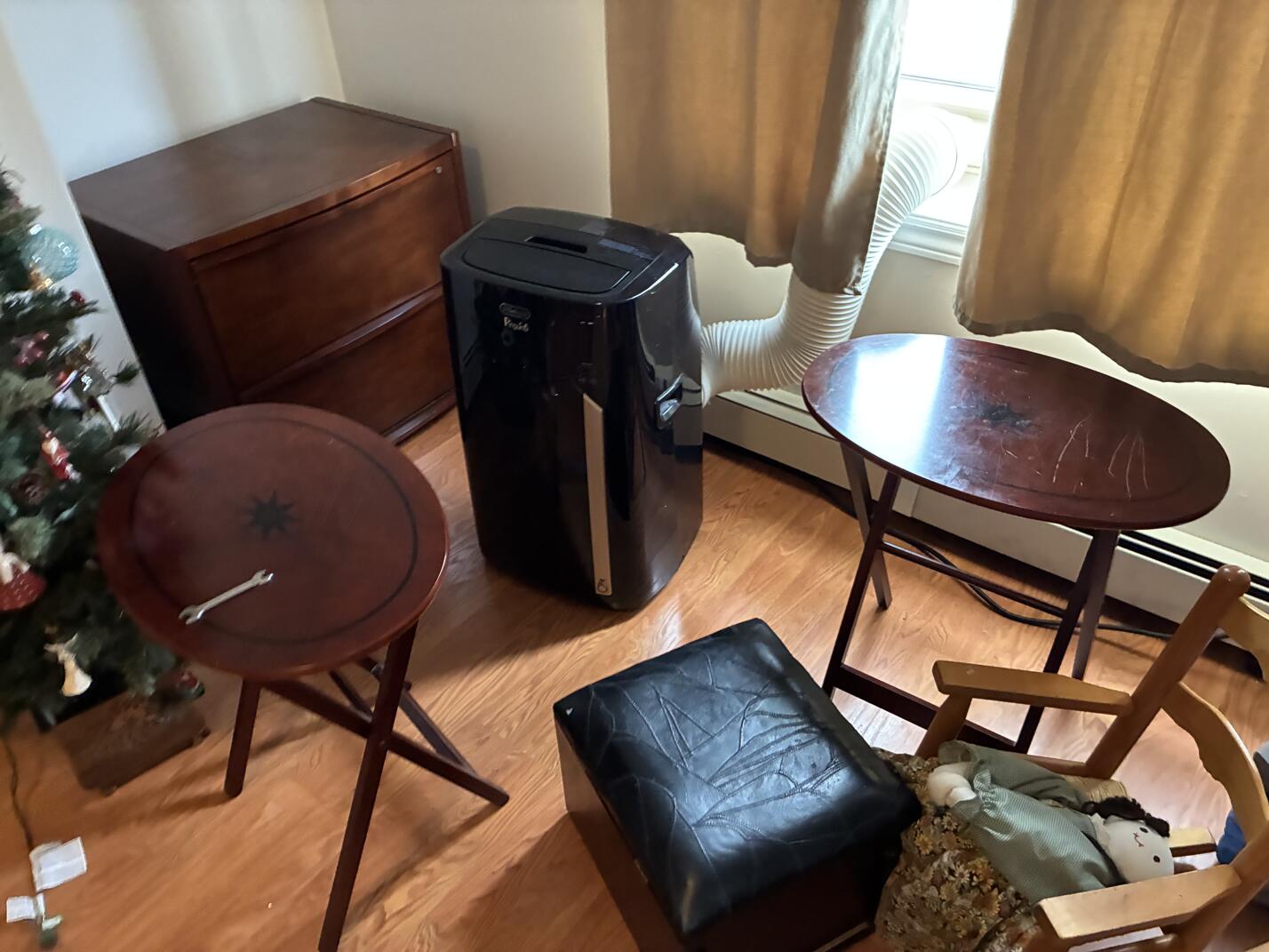 TV tables