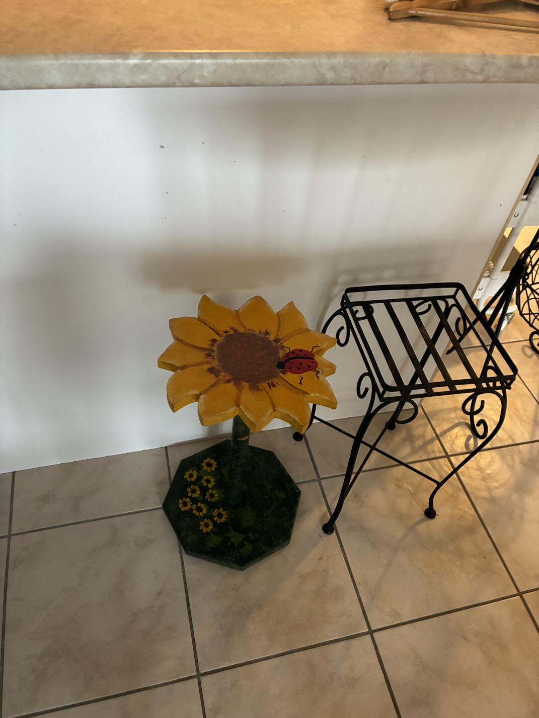 Flower table